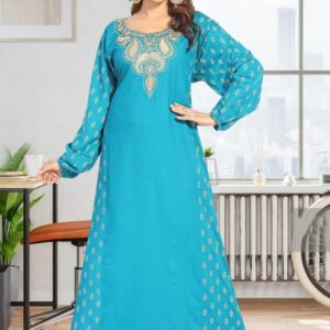 Pleated kaftan with elegant design