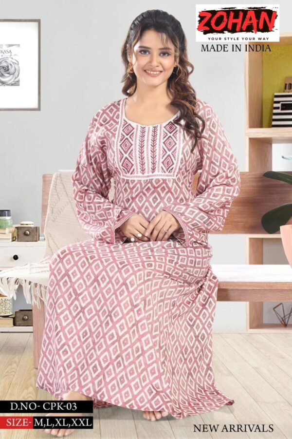 Comfort fit with embroidery pink kaftan