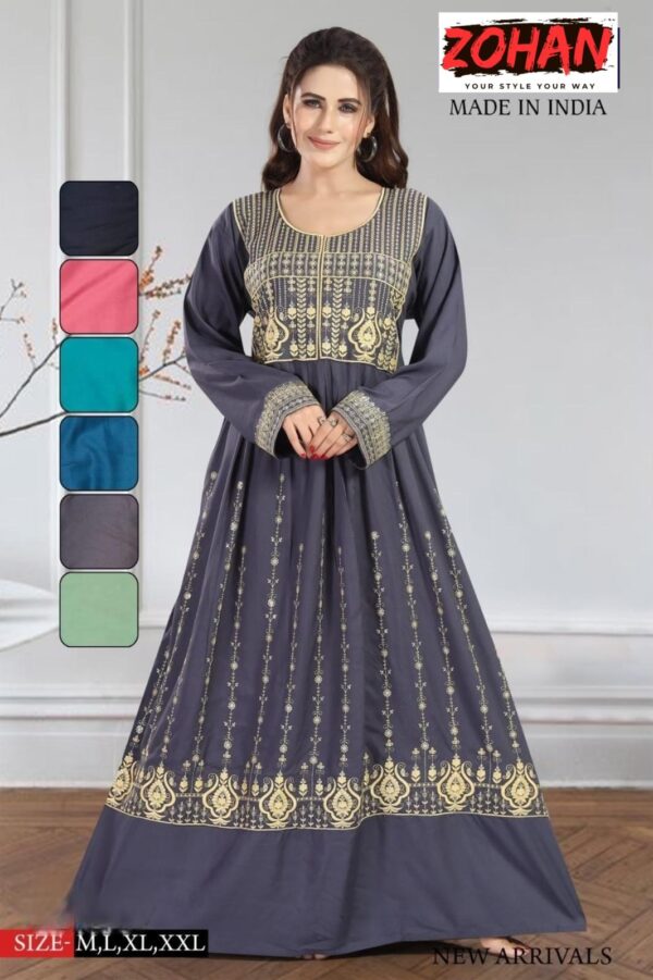 Round neck with embroidered pattern kaftan