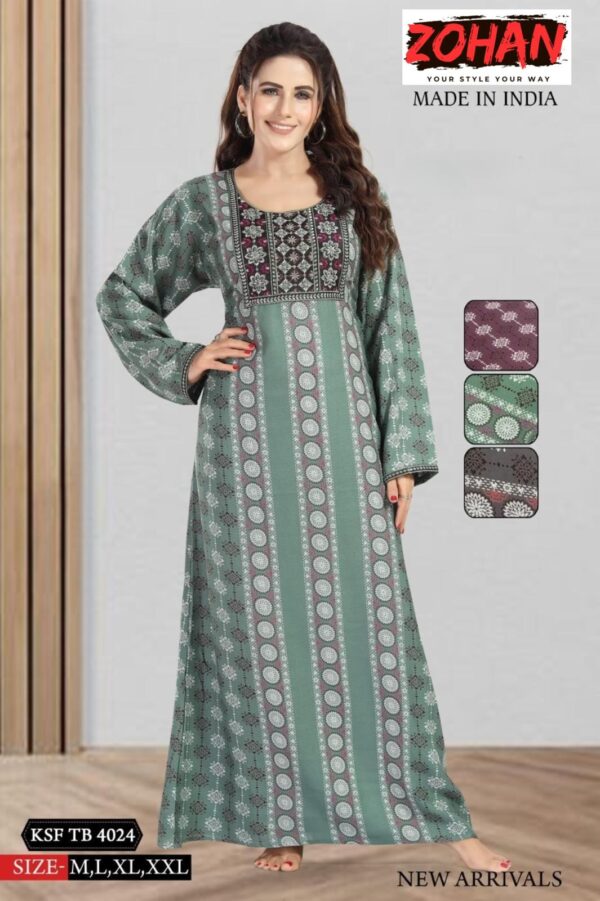 Richly adorned with symmetrical vertical patterns Kaftan
